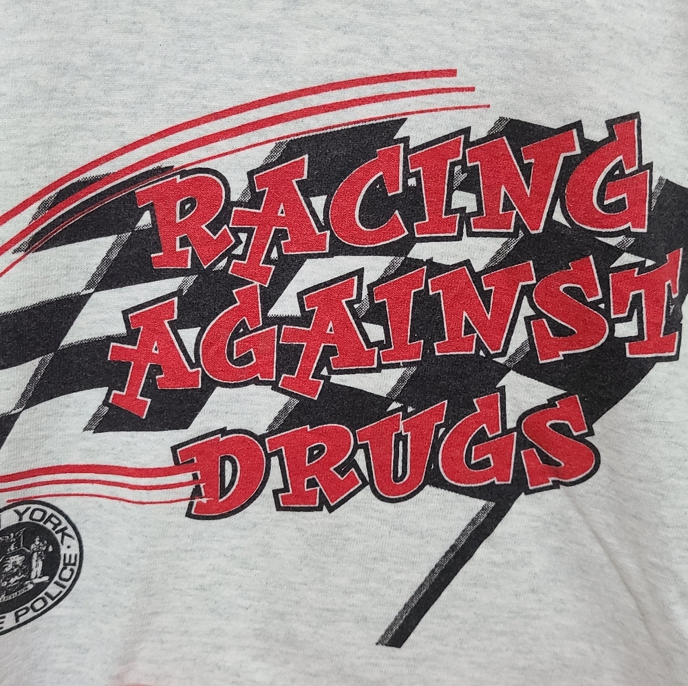 New York City NYC Police Department Punk Drugs Shirt Fruit Loom Vintage Graphic